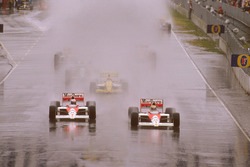 Ayrton Senna, McLaren MP4/5 Honda and Alain Prost, McLaren MP4/5 Honda, Pierluigi Martini, Minardi M