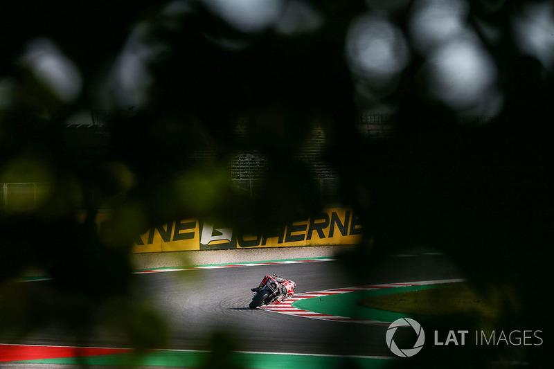 Lorenzo Savadori, Milwaukee Aprilia
