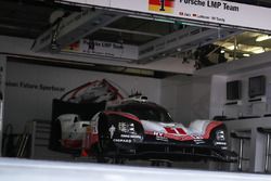 #1 Porsche Team Porsche 919 Hybrid: Neel Jani, Andre Lotterer, Nick Tandy