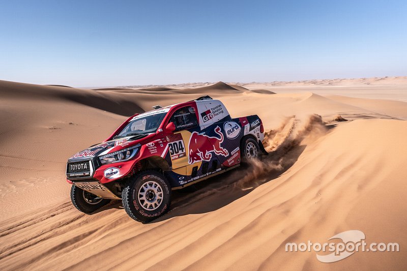 #304 Toyota Gazoo Racing: Giniel De Villiers, Alex Haro Bravo