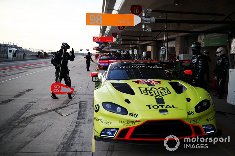 #98 Aston Martin Racing Aston Martin Vantage: Paul Dalla Lana, Darren Turner, Ross Gunn