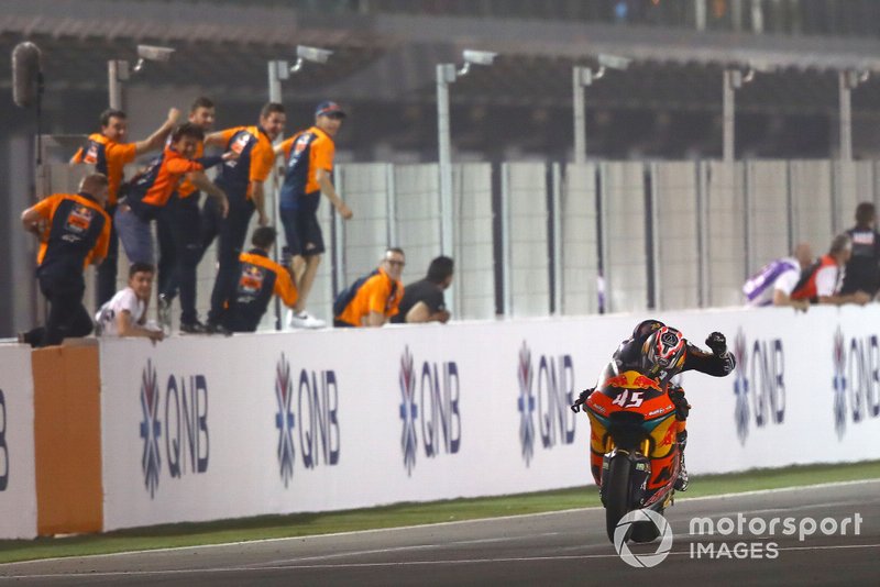 Race winner Tetsuta Nagashima, Red Bull KTM Ajo