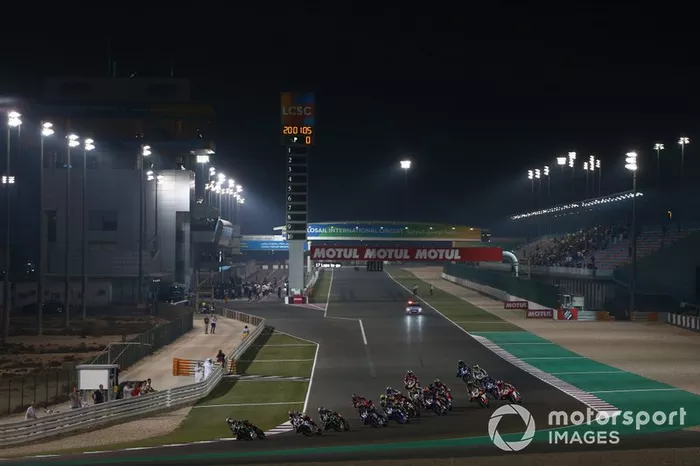 Arrancada, Jonathan Rea, Kawasaki Racing Team leads