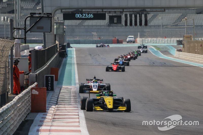 Collet vem a SP e estará com a equipe Renault no GP Brasil de F1