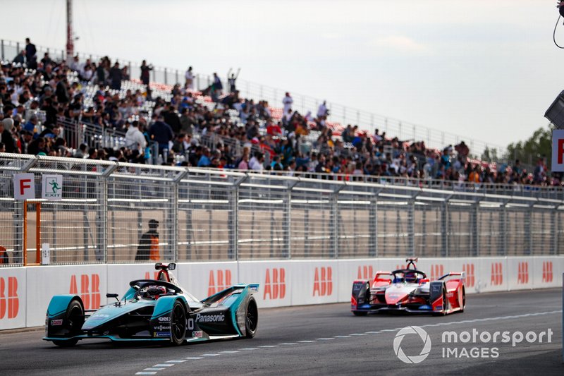 Mitch Evans, Jaguar Racing, Jaguar I-Type 4 Pascal Wehrlein, Mahindra Racing, M6Electro
