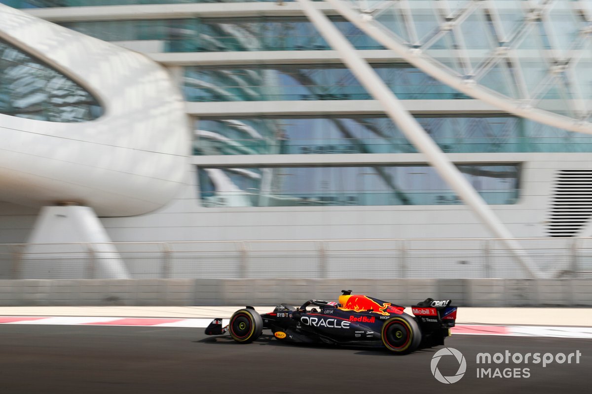 Felipe Drugovich, Aston Martin AMR22