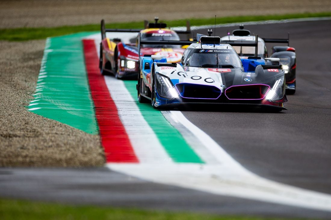 #15 BMW M Team WRT BMW M Hybrid V8: Dries Vanthoor, Raffaele Marciello, Kevin Magnussen