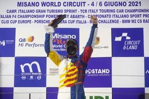 Podio: Alberto Cerqui, Team Q8 Hi Perform