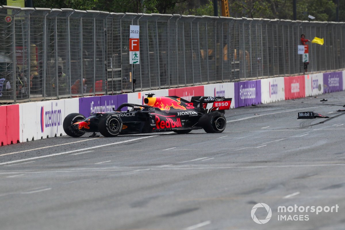 Max Verstappen, Red Bull Racing RB16B retires from the race after a tyre failure