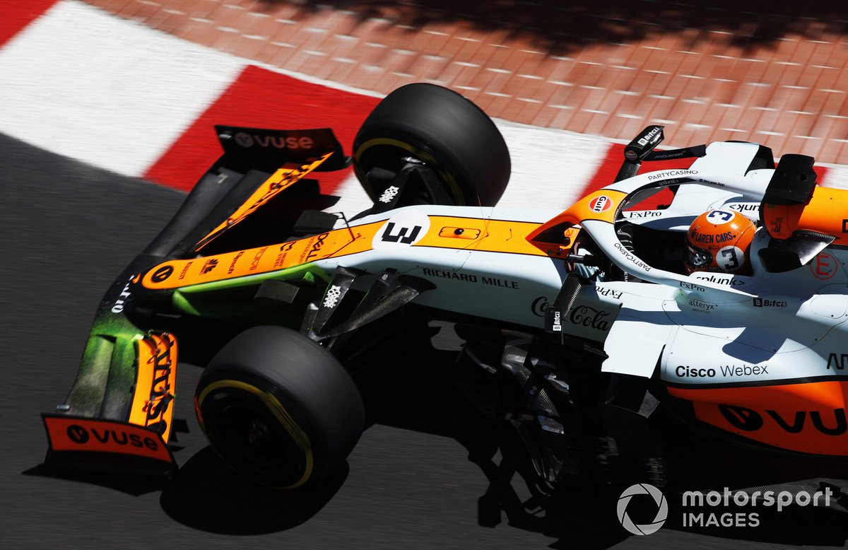 Daniel Ricciardo, McLaren MCL35M, with flow-viz paint applied