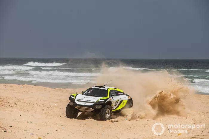 Mikaela Ahlin-Kottulinsky, Kevin Hansen, JBXE Extreme-E Team