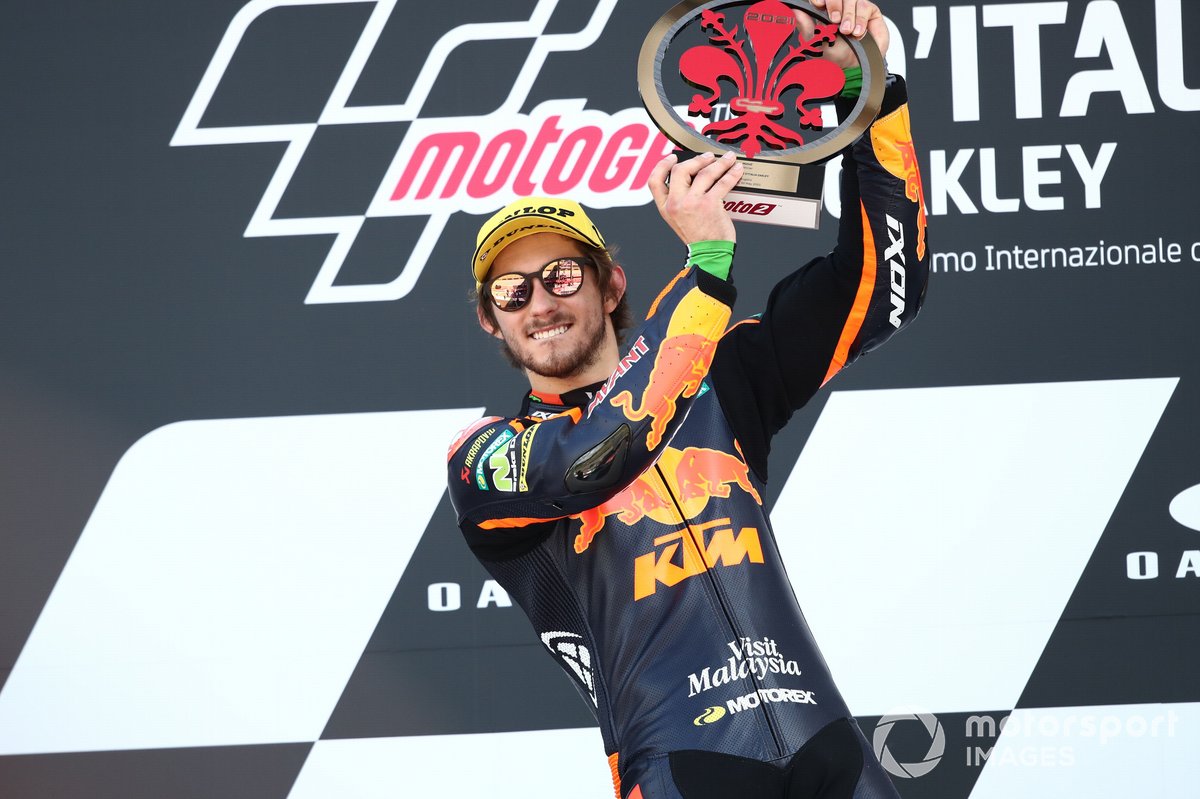 Ganador de la carrera Remy Gardner, Red Bull KTM Ajo
