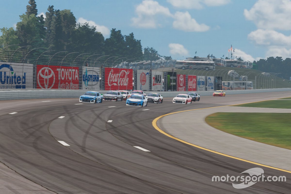eNASCAR Heat Pro League screenshot