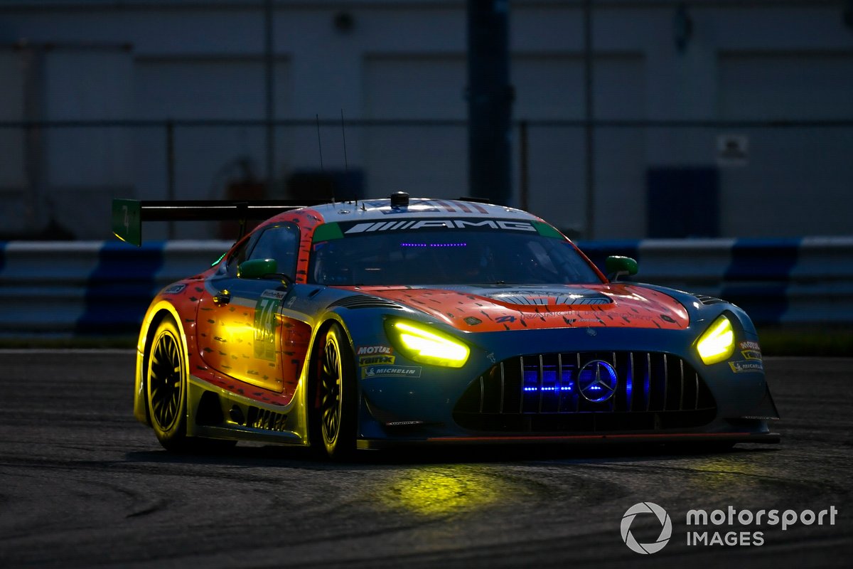 #74 Riley Motorsports Mercedes-AMG GT3, GTD: Lawson Aschenbach, Gar Robinson
