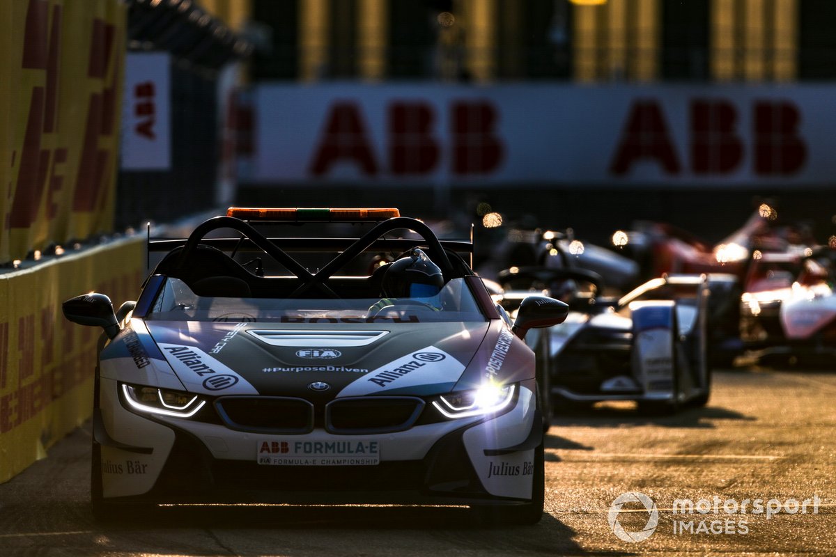 BMW i8 Safety car
