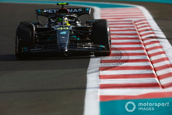 Lewis Hamilton, Mercedes F1 W14