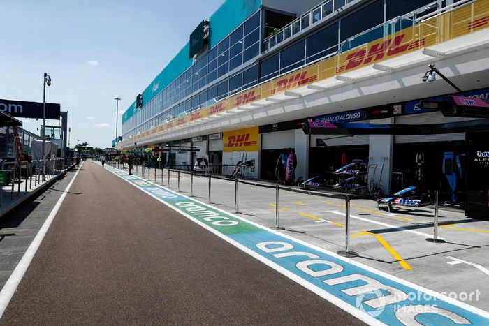 Vista general del pitlane