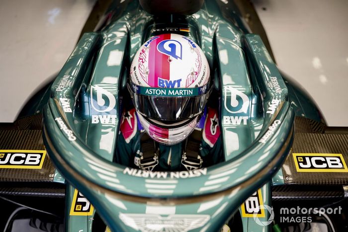 Sebastian Vettel, Aston Martin AMR21