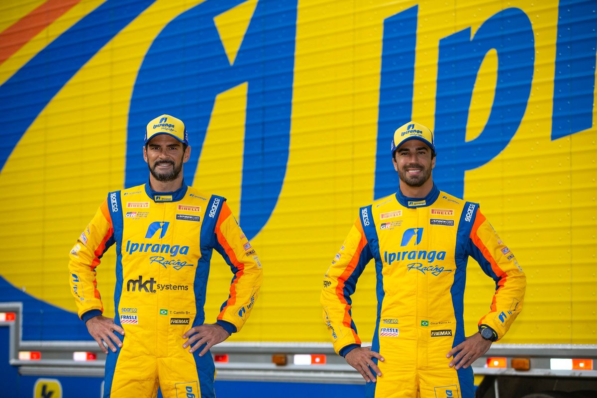 Apresentação do carro da Ipiranga Racing de 2021 com Thiago Camilo e César Ramos