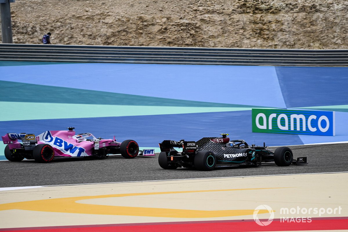 Valtteri Bottas, Mercedes F1 W11, Sergio Perez, Racing Point RP20