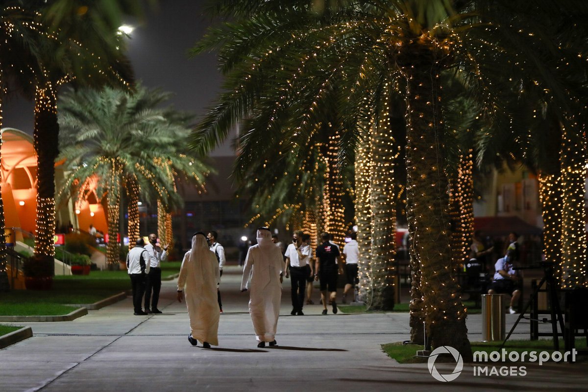 Paddock atmosphere