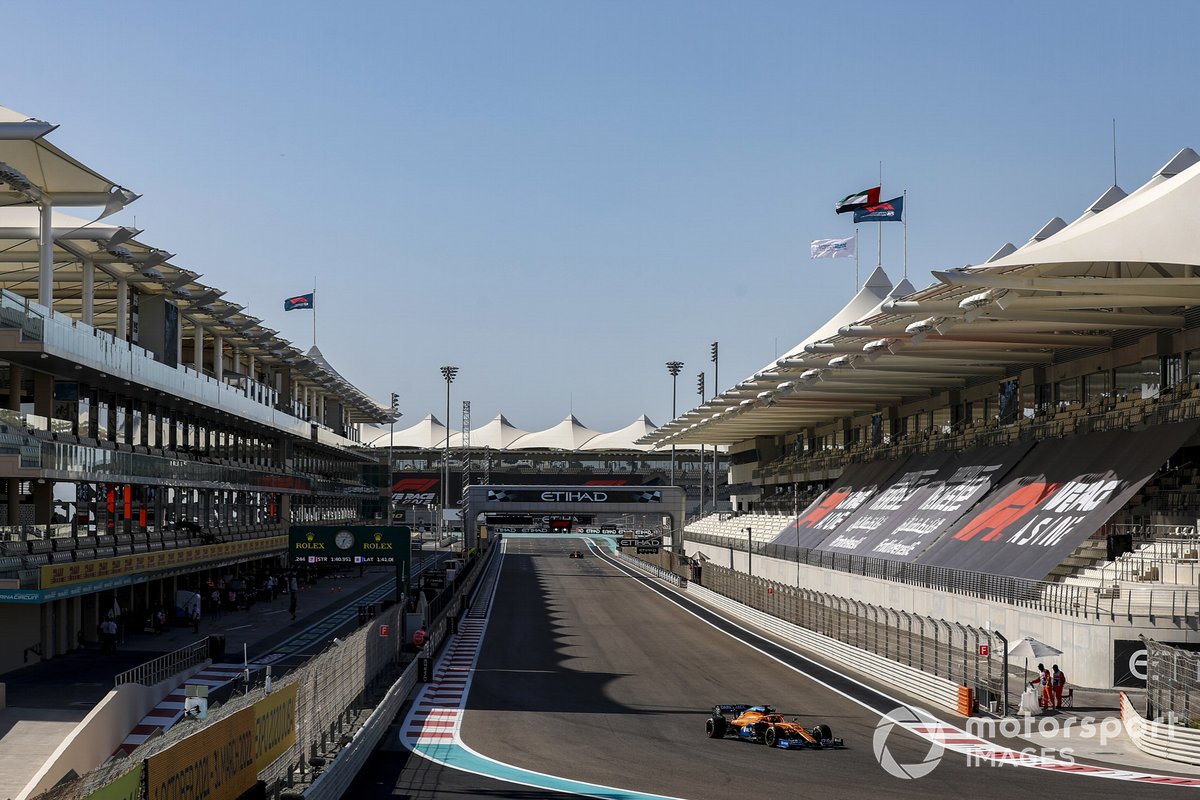 Carlos Sainz Jr., McLaren MCL35