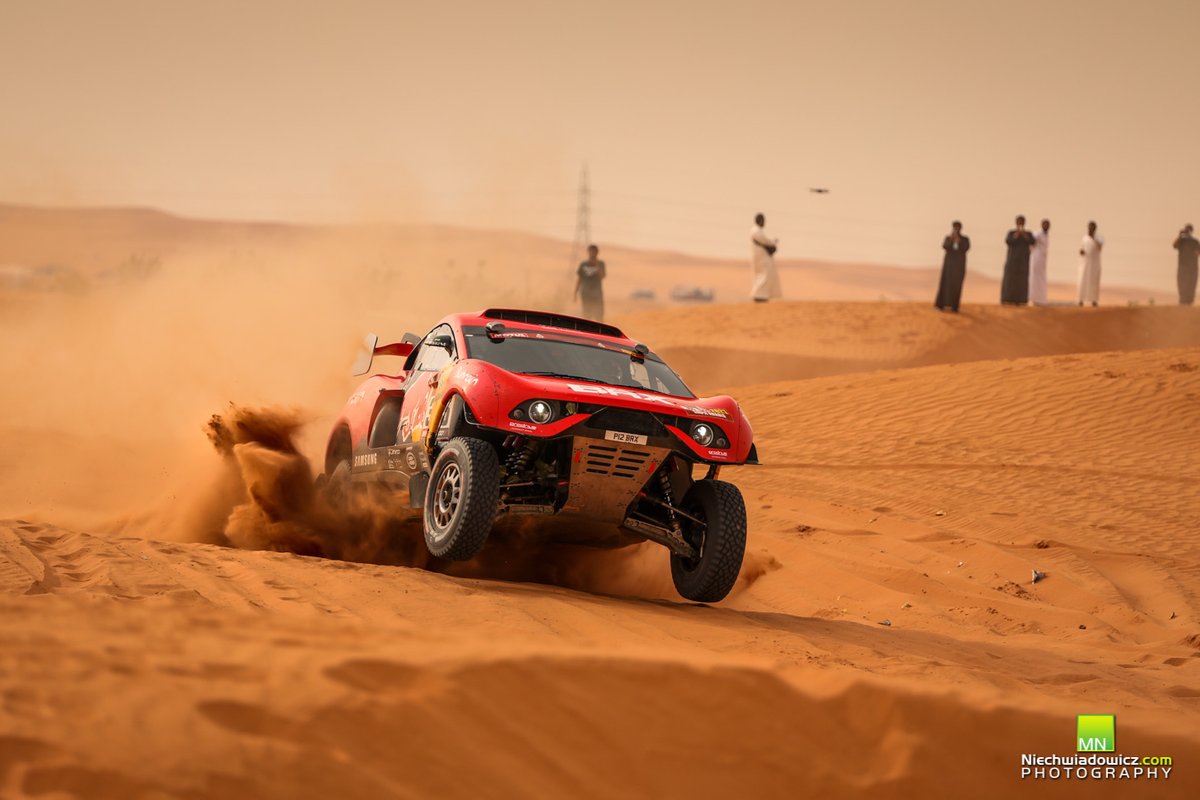 #305 Bahrain Raid Xtreme Hunter: Sebastien Loeb, Daniel Elena