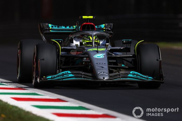 Lewis Hamilton, Mercedes W13