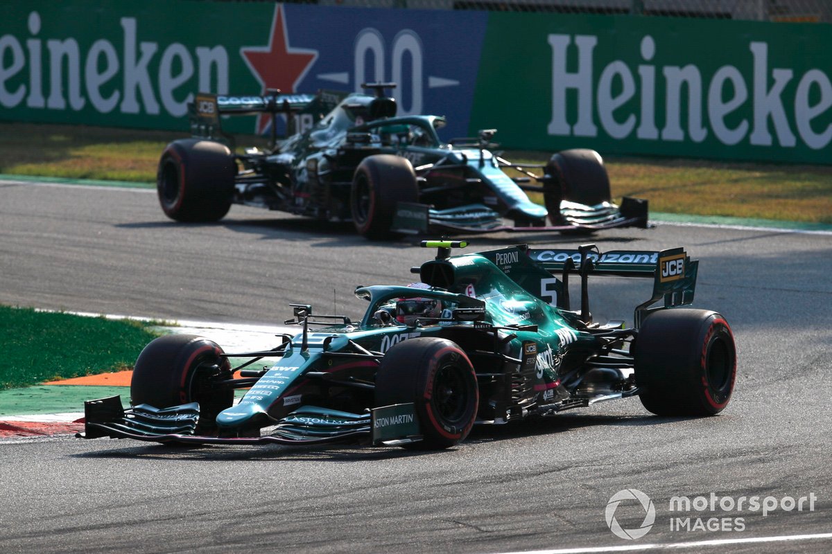 Sebastian Vettel, Aston Martin AMR21, Lance Stroll, Aston Martin AMR21