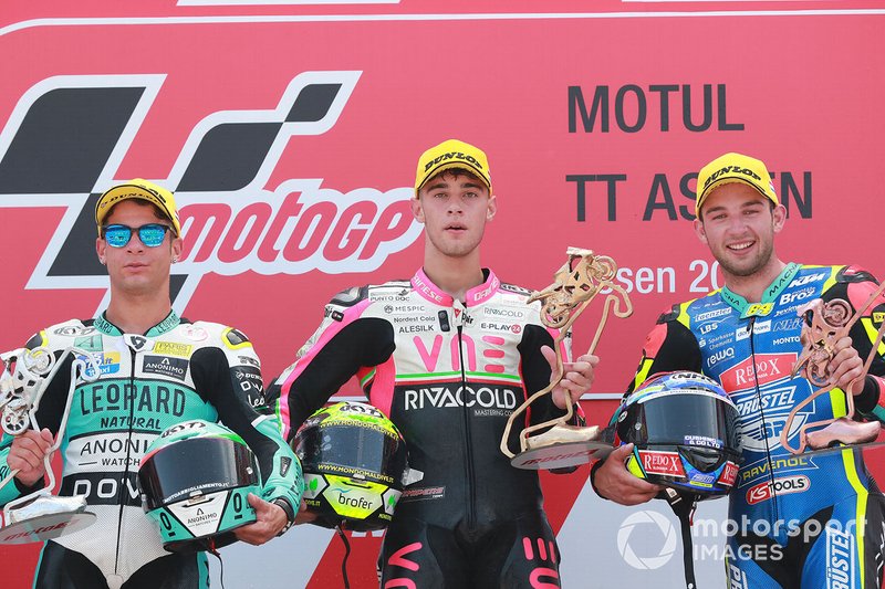 Podium: race winner Tony Arbolino, Team O, second place Lorenzo Dalla Porta, Leopard Racing, third place Jakub Kornfeil, Prustel GP