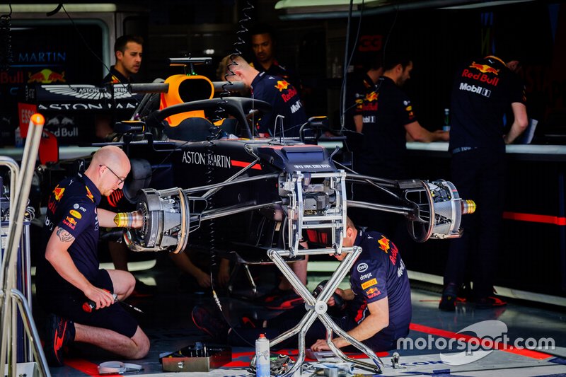 Red Bull Racing RB15 front detail