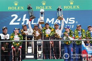 LMP1 Podio: #7 Toyota Gazoo Racing Toyota TS050: Mike Conway, Jose Maria Lopez, Kamui Kobayashi, #8 Toyota Gazoo Racing Toyota TS050: Sébastien Buemi, Kazuki Nakajima, Fernando Alonso, #11 SMP Racing BR Engineering BR1: Mikhail Aleshin, Vitaly Petrov, Stoffel Vandoorne