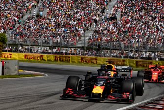 Max Verstappen, Red Bull Racing RB15, Charles Leclerc, Ferrari SF90