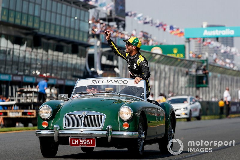 Daniel Ricciardo, Renault F1 Team, en el desfile de pilotos