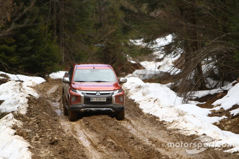 Mitsubishi L200