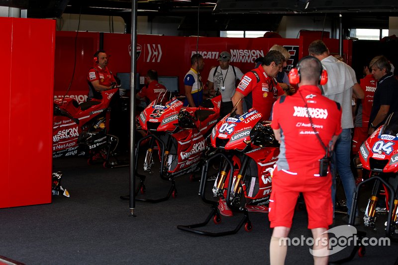 Garage of Andrea Dovizioso, Ducati Team