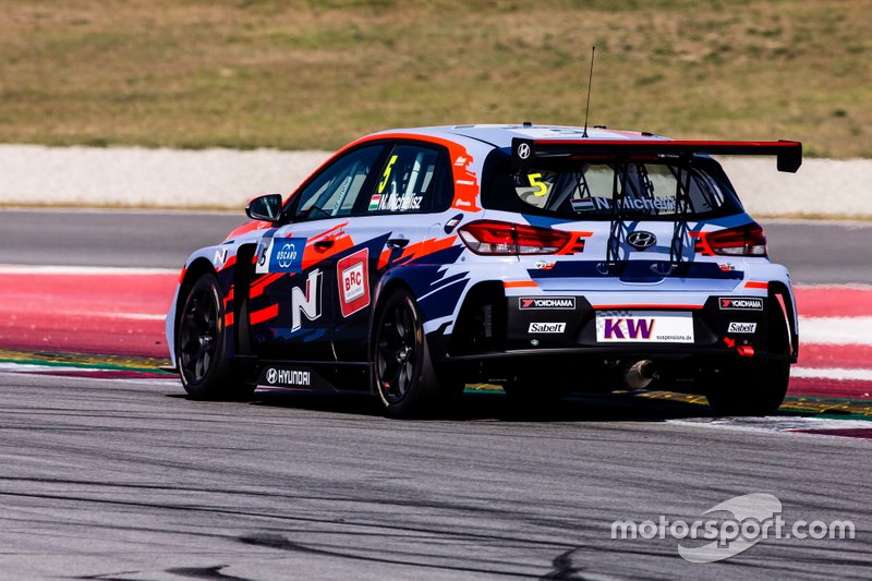 №5. Норберт Михелис (Венгрия, 34 года), Hyundai i30 N TCR, команда BRC Hyundai N Squadra Corse