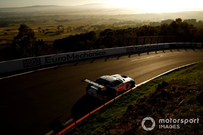 #77 Mercedes-AMG Team Craft Bamboo Black Falcon Mercedes AMG GT GT3: Maro Engel, Luca Stolz, Gary Paffett