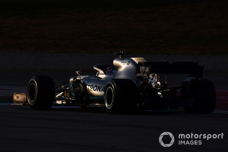 7. Lewis Hamilton: 1:17.977