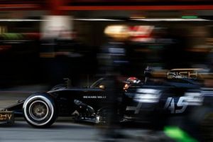 Romain Grosjean, Haas F1 Team VF-19 pitstop