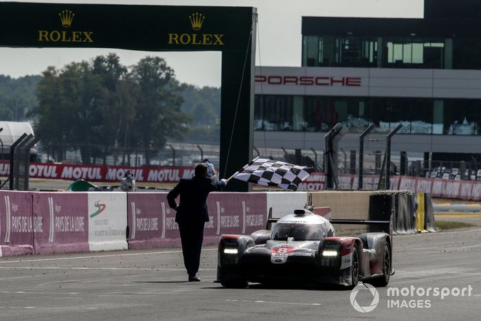 Ganadores #8 Toyota Gazoo Racing Toyota TS050: Sebastien Buemi, Kazuki Nakajima, Brendon Hartley