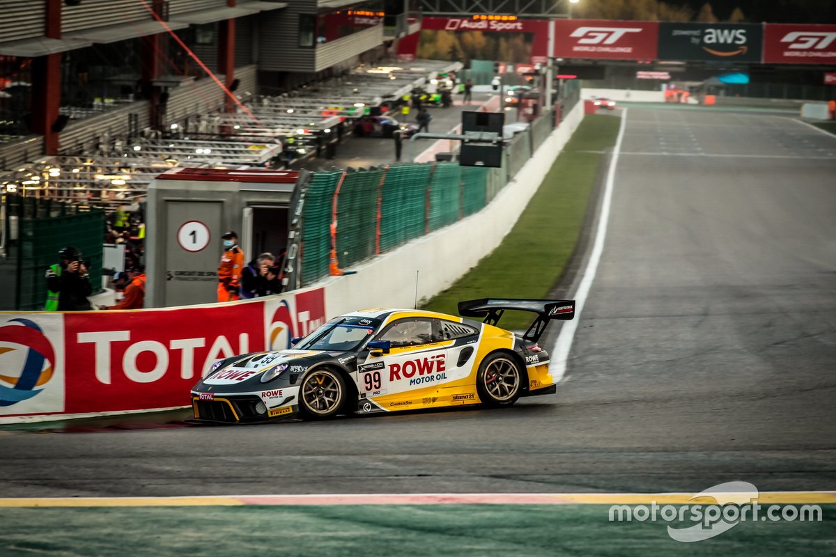 #99 ROWE Racing Porsche 911 GT3-R: Dirk Werner, Julien Andlauer, Klaus Bachler