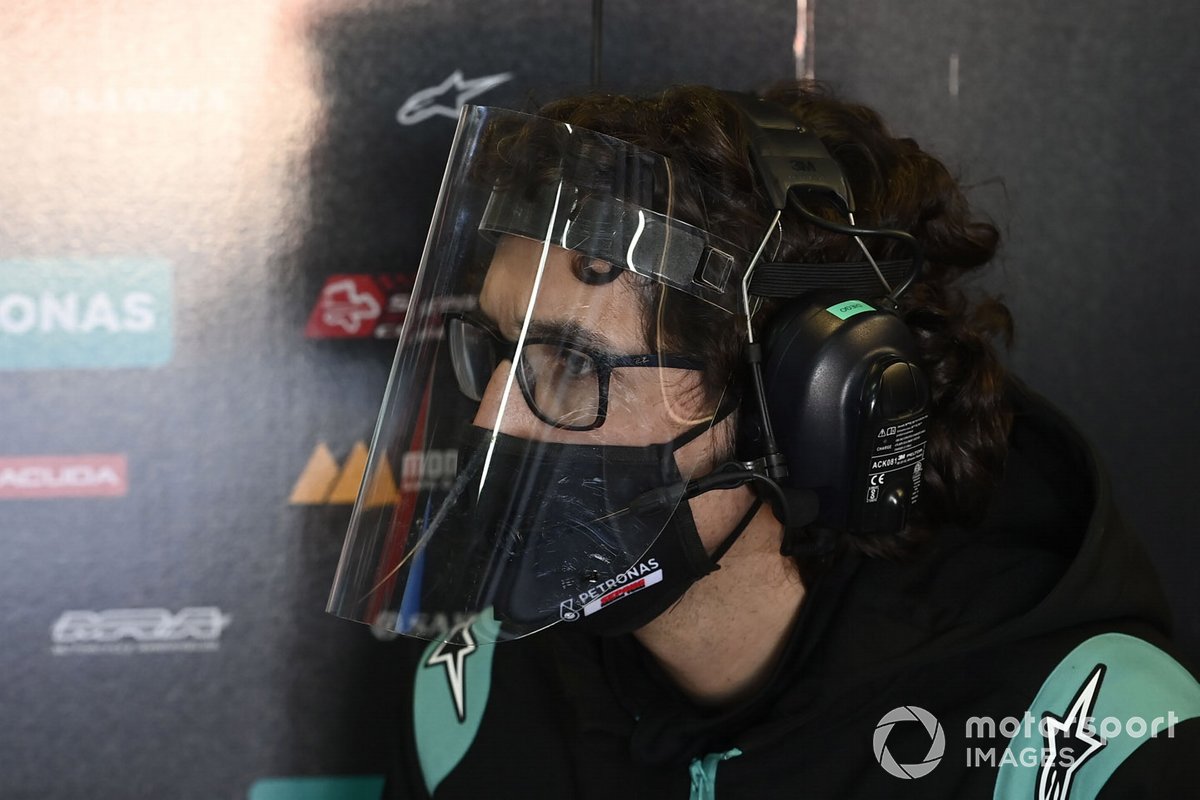 Los miembros del equipo Petronas Yamaha
