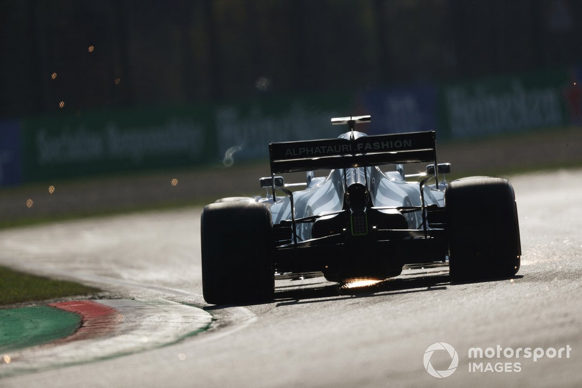 Daniil Kvyat, AlphaTauri AT01