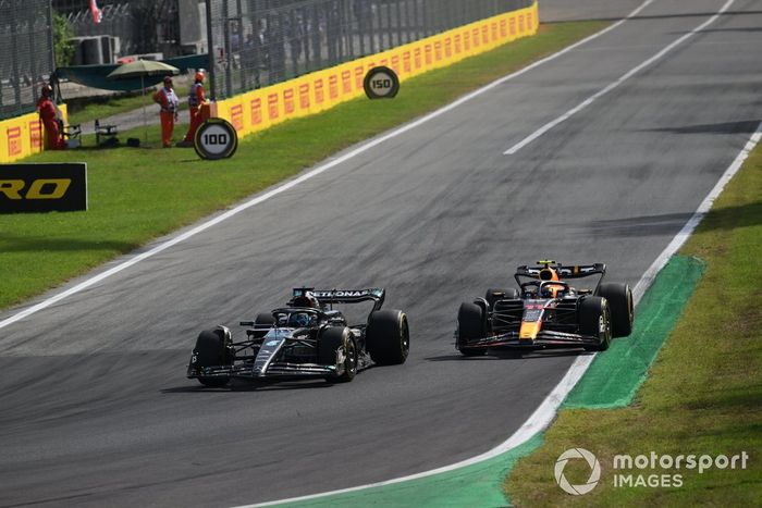 George Russell, Mercedes F1 W14, Sergio Pérez, Red Bull Racing RB19