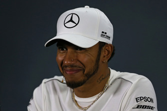 Lewis Hamilton, Mercedes AMG F1, durante la conferenza stampa