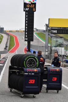 Red Bull Racing Pirelli tyres