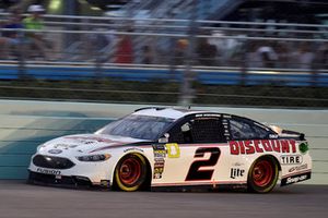 Brad Keselowski, Team Penske, Ford Fusion Discount Tire