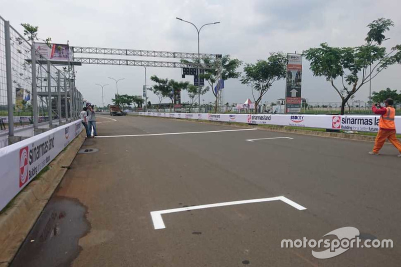 Start/finis, BSD City Street Circuit
