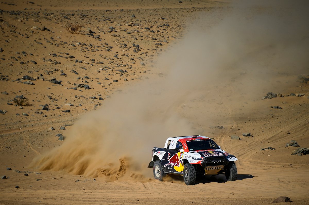 #201 Toyota Gazoo Racing Toyota: Nasser Al-Attiyah, Matthieu Baumel